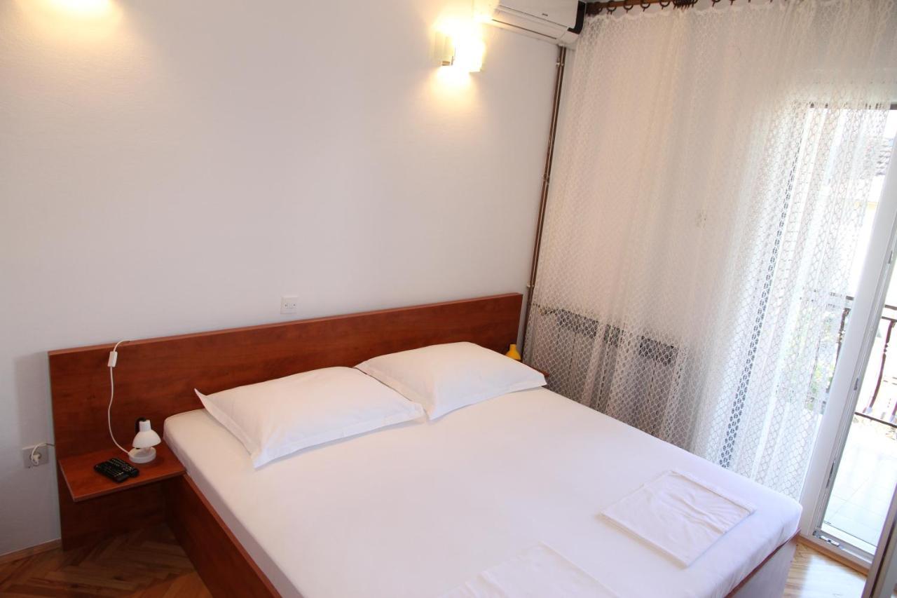 Obradovic Rooms & Apartments ماكارسكا المظهر الخارجي الصورة