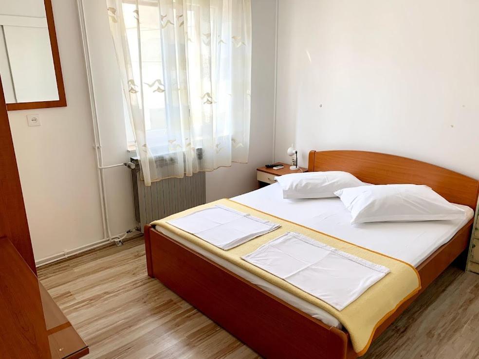 Obradovic Rooms & Apartments ماكارسكا المظهر الخارجي الصورة