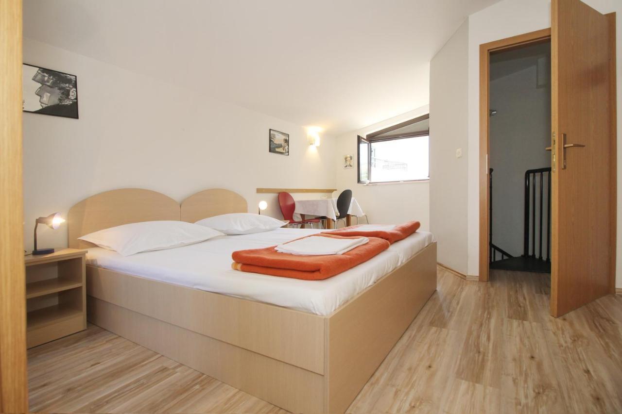 Obradovic Rooms & Apartments ماكارسكا المظهر الخارجي الصورة